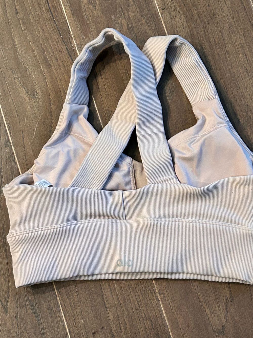 Alo Yoga Cross-Back Sports Bra Medium